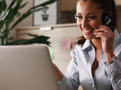 mujer-implementacion-CRM